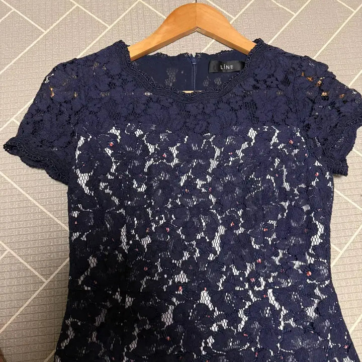 [BUNJANG] Line Lace Dress / 라인 레이스 원피스 / 55사이즈