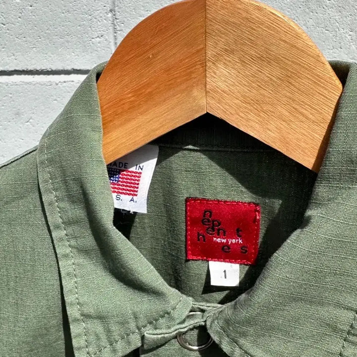 [BUNJANG] Nepenthes Khaki Pocket Shirt Dress / 네펜데스 카키 포켓 셔츠원피스