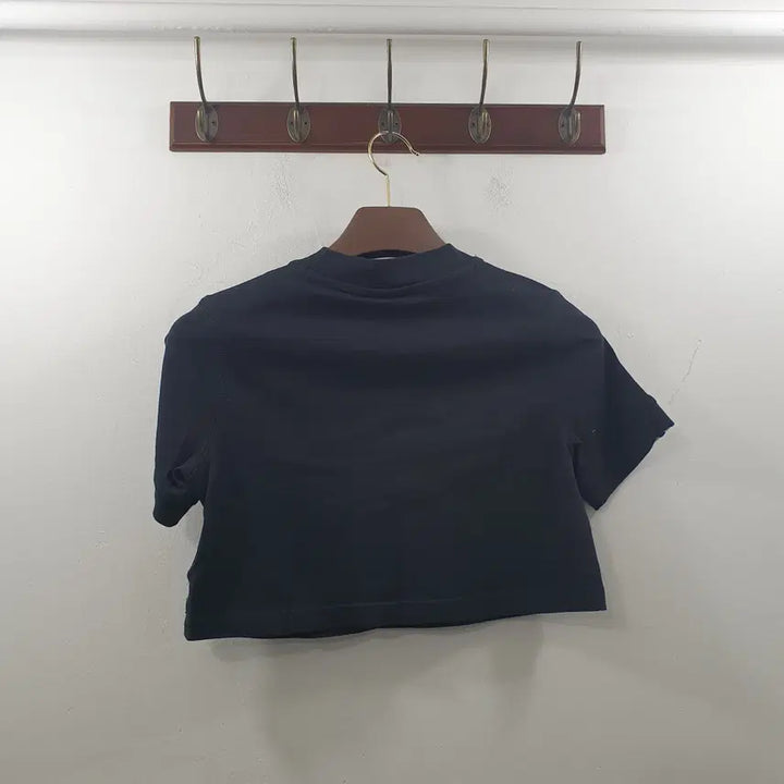 [SOLD OUT] S 아디다스 여성 블랙 데일리 면 반팔 크롭티셔츠