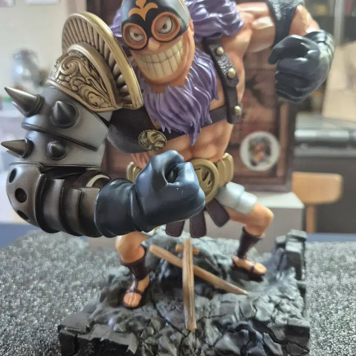 [BUNJANG] Blackbeard Pirates Burgess Resin Figure / 원피스 검은수염 해적단 바제스 레진 피규어