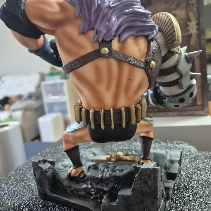 [BUNJANG] Blackbeard Pirates Burgess Resin Figure / 원피스 검은수염 해적단 바제스 레진 피규어