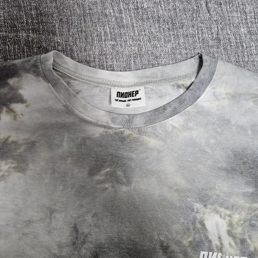 [BUNJANG] Pianer Gray Tie-dye T-shirt / 피아네르 타이다이 그레이 반팔티셔츠