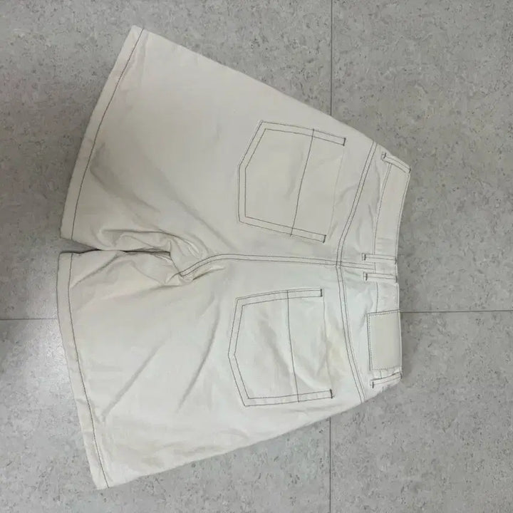[BUNJANG] In Silence Bermuda Pants / 인사일런스 버뮤다 팬츠