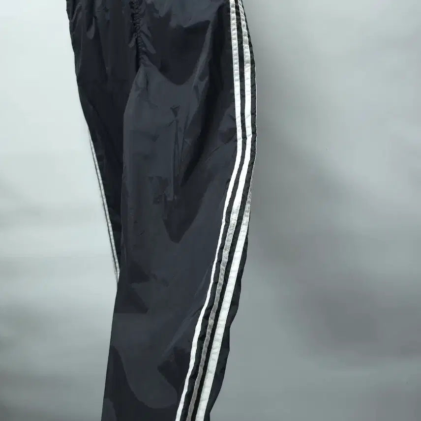 [SOLD OUT] 아디다스 생활방수 땀복 바스락 팬츠 ( 29~31 )