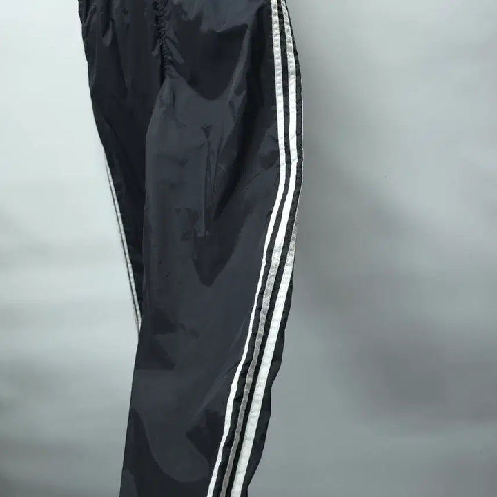 [SOLD OUT] 아디다스 생활방수 땀복 바스락 팬츠 ( 29~31 )