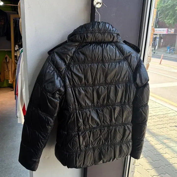 [BUNJANG] Burberry Shirred Shoulder Goose Down Padded Jumper / S/ 버버리 셔링 견장 구스다운 패딩점퍼