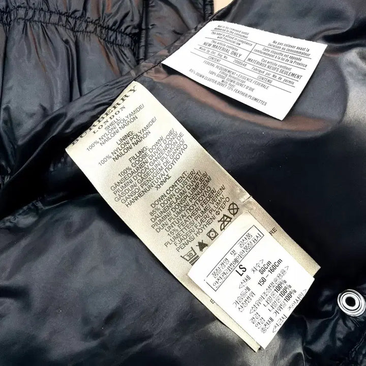 [BUNJANG] Burberry Shirred Shoulder Goose Down Padded Jumper / S/ 버버리 셔링 견장 구스다운 패딩점퍼