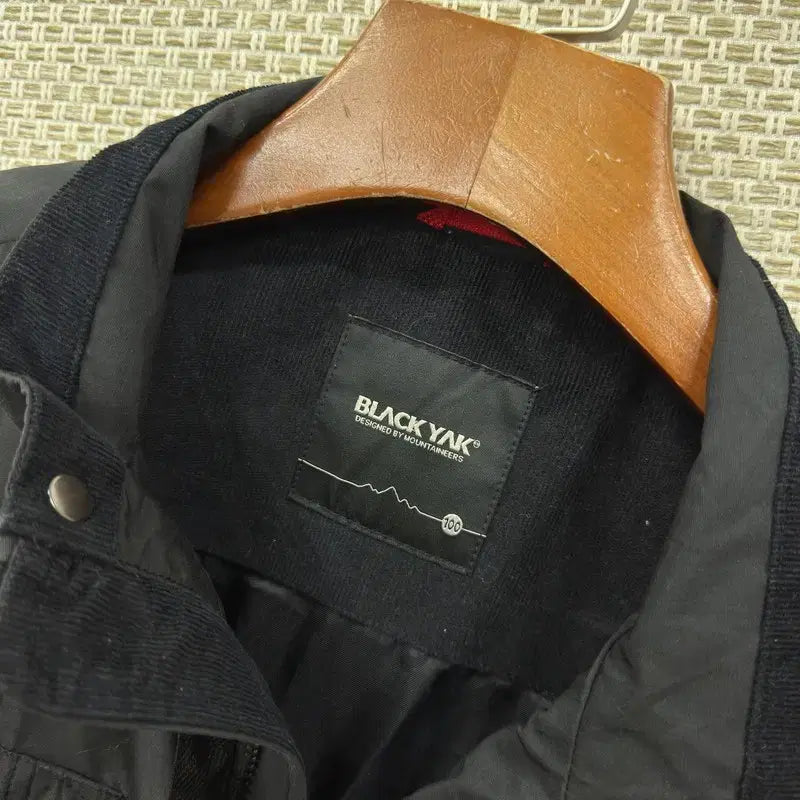 [BUNJANG] Black Yak Outdoor Vest 100 D00112 / 블랙야크 아웃도어 조끼 베스트 100 D00112