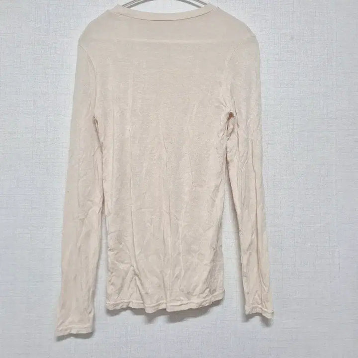 [SOLD OUT] 아이보리 라운드넥 긴팔 티셔츠