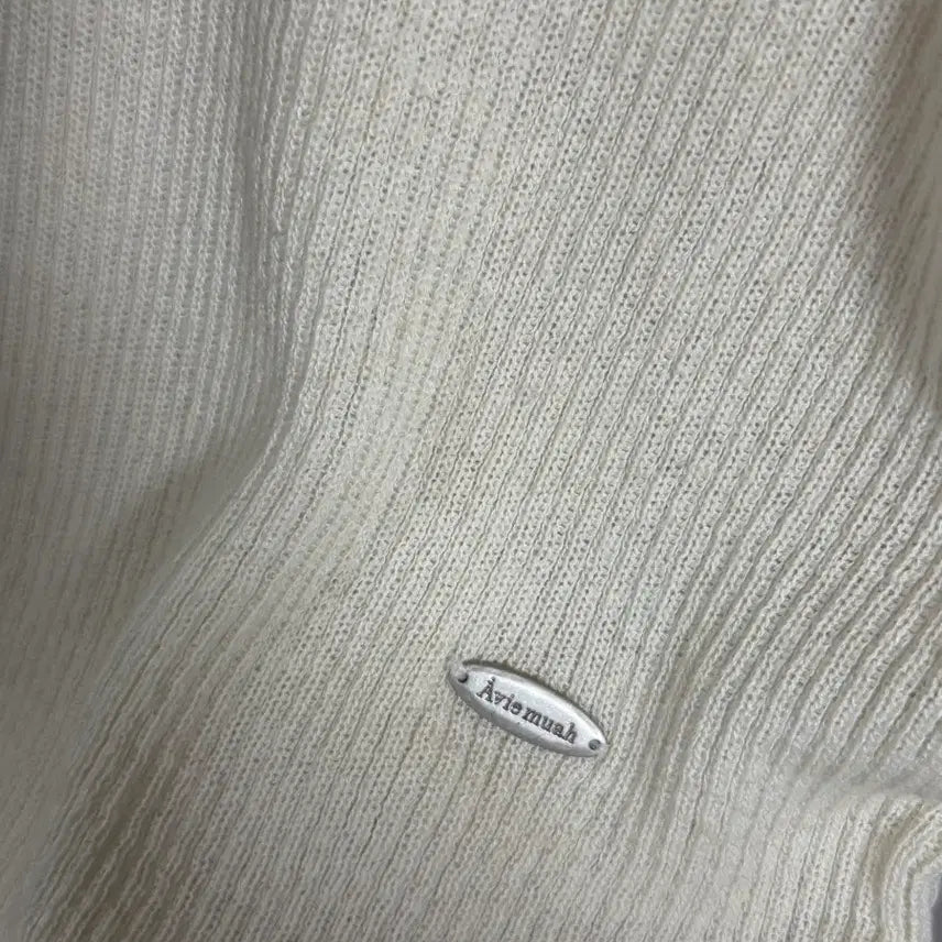 [SOLD OUT] 아비에무아 반팔니트
