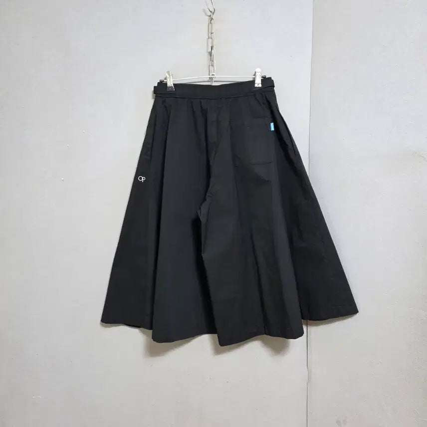 [SOLD OUT] op 바스락소재 스커트같은 바지 M  n4703