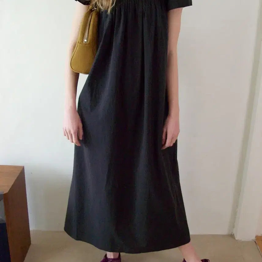 [SOLD OUT] 스무드무드 에스토니아 원피스 블랙