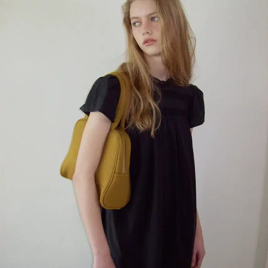 [SOLD OUT] 스무드무드 에스토니아 원피스 블랙
