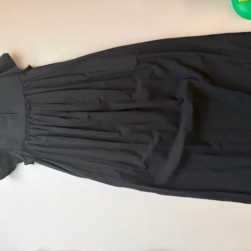 [SOLD OUT] 스무드무드 에스토니아 원피스 블랙