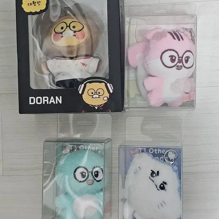 [BUNJANG] T1 Doran Animal Friends Doran Doll Keychain Bundle Set / [일괄/급처] 도란 춘식이 벚꽃 애니멀프렌즈 오너 만우절 인형 키링 양도