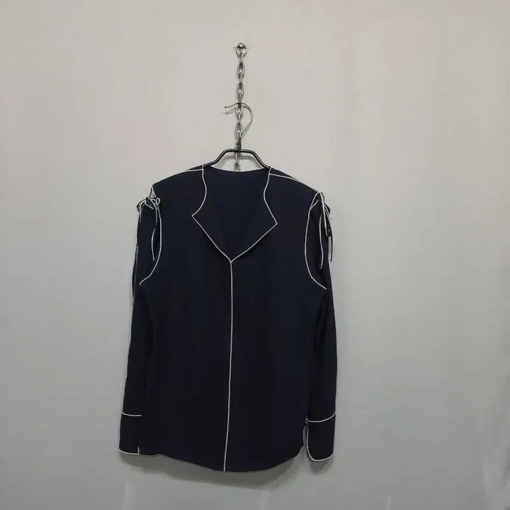 [SOLD OUT] 한섬시스템 배색 라인 블라우스