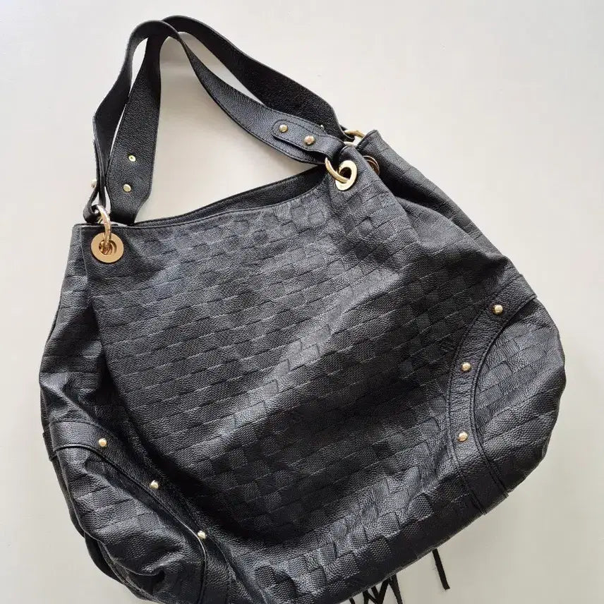 [BUNJANG] Black Tassel Shoulder Bag / 멋내기 블랙 태슬 장식 숄더백