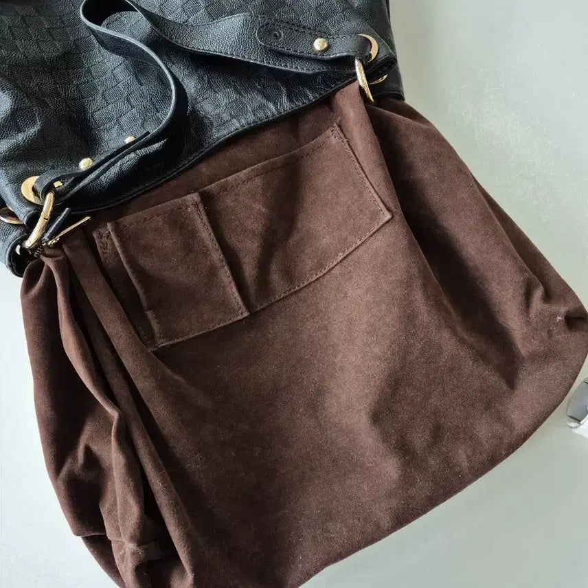 [BUNJANG] Black Tassel Shoulder Bag / 멋내기 블랙 태슬 장식 숄더백