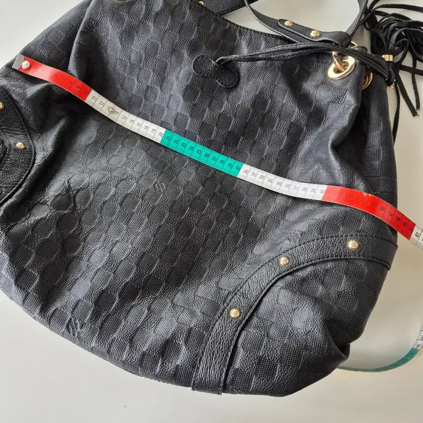 [BUNJANG] Black Tassel Shoulder Bag / 멋내기 블랙 태슬 장식 숄더백