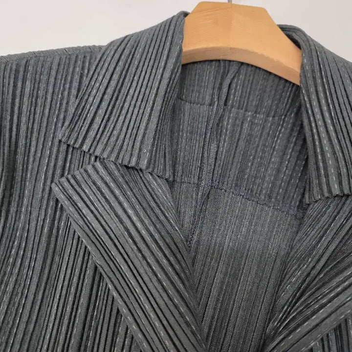 [SOLD OUT] 이세이미야케 플리츠플리츠 가디건