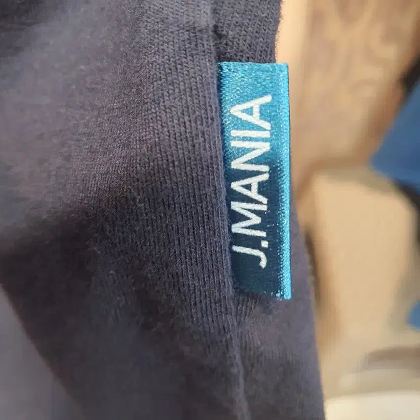 [BUNJANG] J.MANIA Tree Cubic Short Sleeve T-Shirt / [XL] J.MANIA 제이마니아 트리 큐빅 반팔 티셔츠 (상태 좋음)