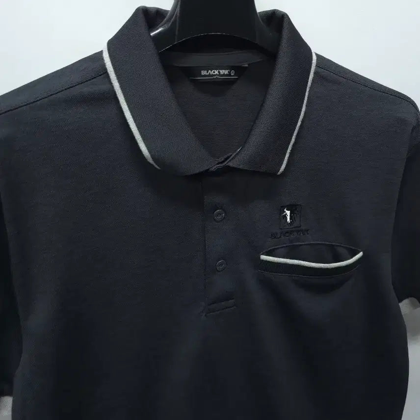 [BUNJANG] Black Yak Embroidered Pocket Dry Polo Shirt (95) / 블랙야크 포켓자수 드라이 카라티 ( 95 )