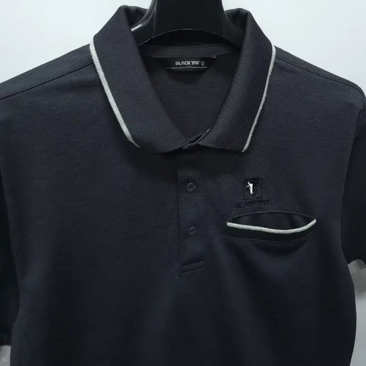 [BUNJANG] Black Yak Embroidered Pocket Dry Polo Shirt (95) / 블랙야크 포켓자수 드라이 카라티 ( 95 )