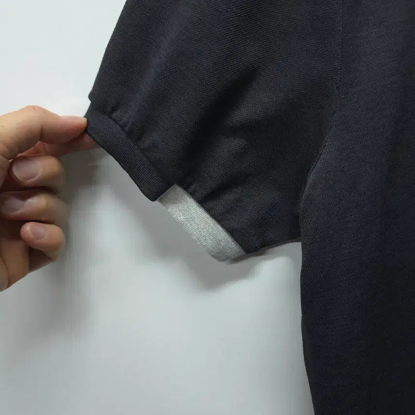 [BUNJANG] Black Yak Embroidered Pocket Dry Polo Shirt (95) / 블랙야크 포켓자수 드라이 카라티 ( 95 )
