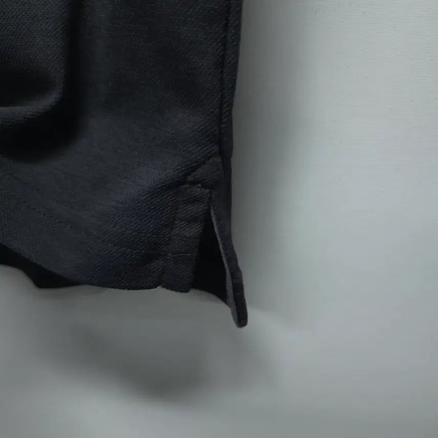 [BUNJANG] Black Yak Embroidered Pocket Dry Polo Shirt (95) / 블랙야크 포켓자수 드라이 카라티 ( 95 )