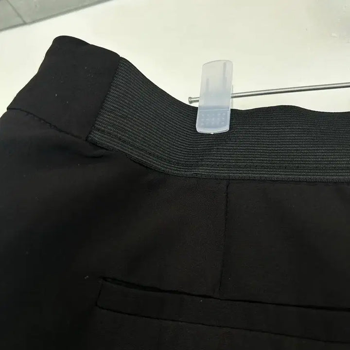 [BUNJANG] Black Back-Banded Slacks Pants / 뒷밴딩 슬랙스 팬츠