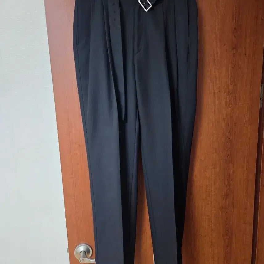 [BUNJANG] In Silence Belted Two Pleats Wool Pants - Black (M) / 인사일런스 벨티드 투플리츠 울팬츠 블랙 M