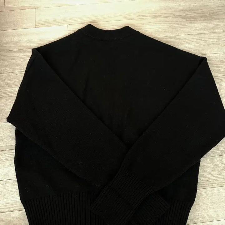 [BUNJANG] AMI Big Heart Logo Oversized Intarsia Cardigan / 아미 빅 하트 로고 오버사이즈 인타르시아 가디건 블랙