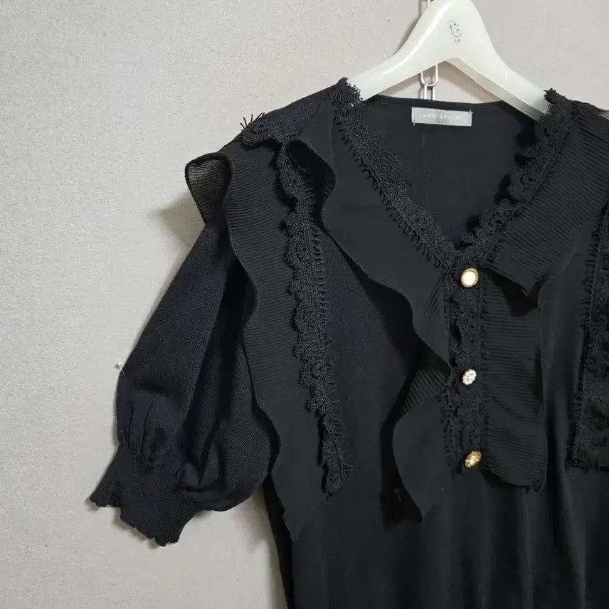 [SOLD OUT] 르니앤맥코이 레이스 니트 FF   n4706