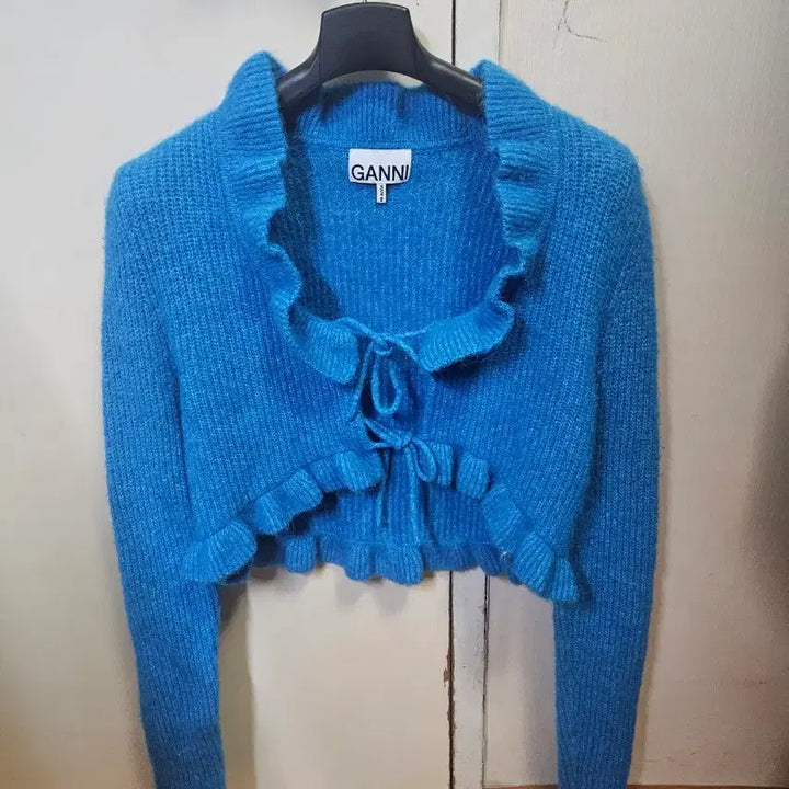 [BUNJANG] Ganni Ruffle Crop Knit Wool Cardigan Blue / 44) 가니 러플 크롭 니트 울 가디건 블루