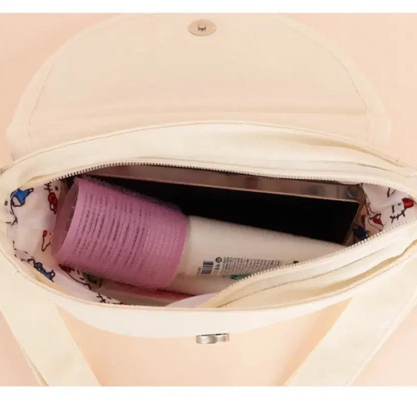 [BUNJANG] Sanrio Hello Kitty Ivory Crossbody Bag / 새상품) 헬로키티 아이보리 크로스백 산리오 정품