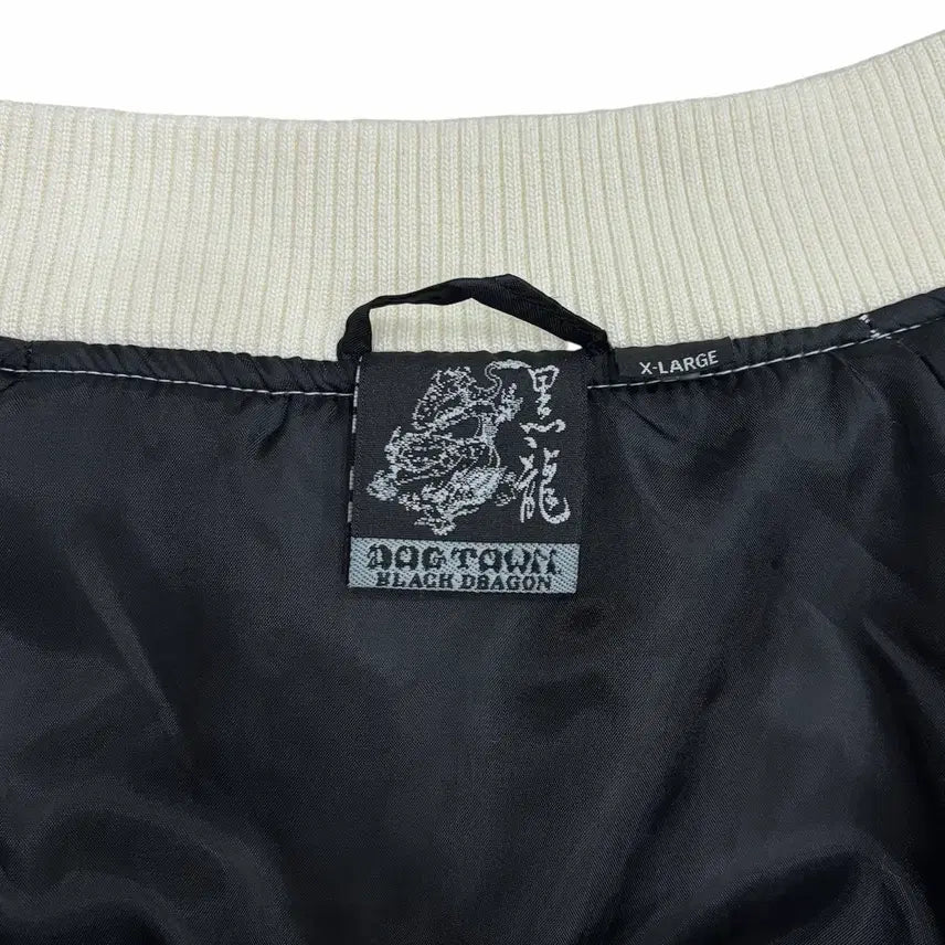 [SOLD OUT] DOG TOWN 독타운 도그타운 블랙 드래곤 화이트 스카잔 자켓 (XL)