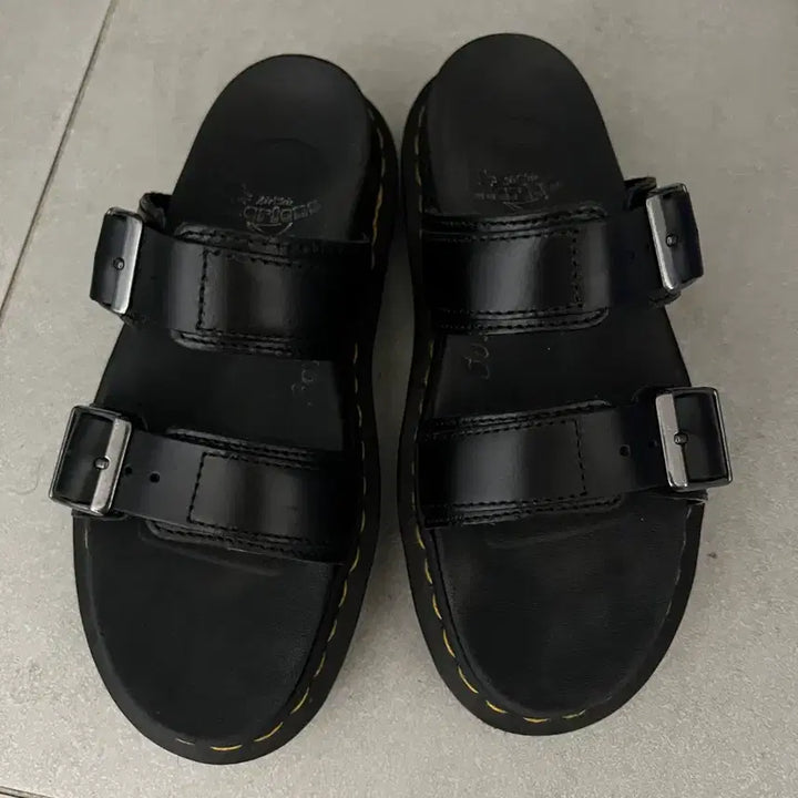 [SOLD OUT] 닥터마틴 마일즈 230