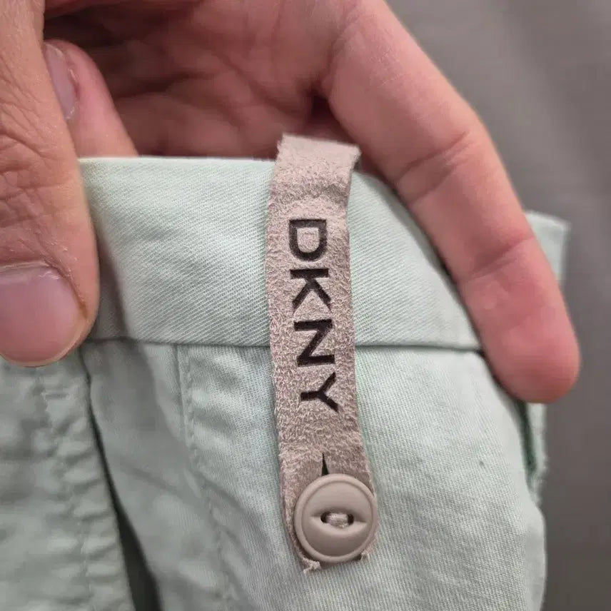 [BUNJANG] DKNY Chino Pants Mint 36R / DKNY 치노팬츠 민트 36R