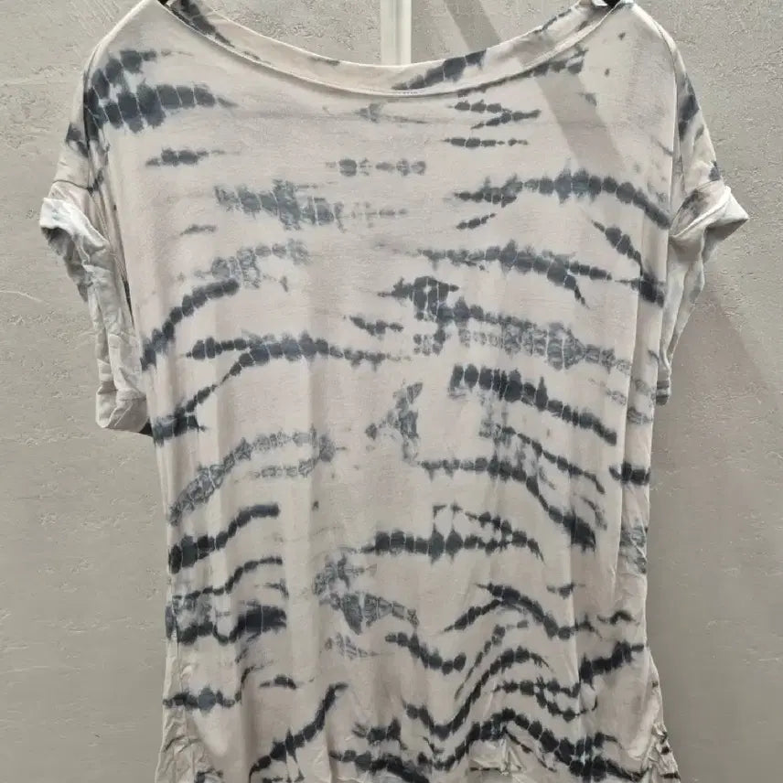 [BUNJANG] AllSaints Rolled Sleeve T-Shirt Ivory/Black XS / 올세인츠 반팔 티셔츠 아이보리/블랙 XS