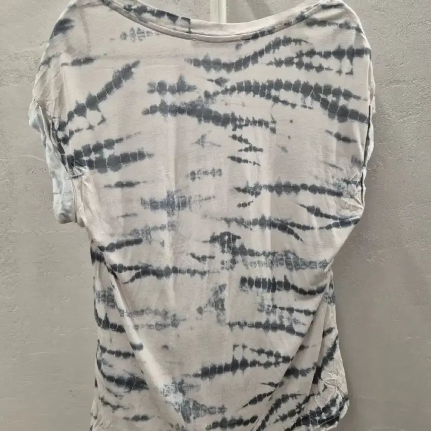[BUNJANG] AllSaints Rolled Sleeve T-Shirt Ivory/Black XS / 올세인츠 반팔 티셔츠 아이보리/블랙 XS