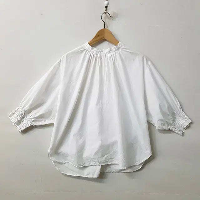[BUNJANG] Uniqlo Shirring Blouse White / 유니클로 셔링 블라우스 화이트