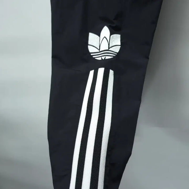[SOLD OUT] 아디다스 사이드 트레포일 바스락 9부팬츠 (27~29)