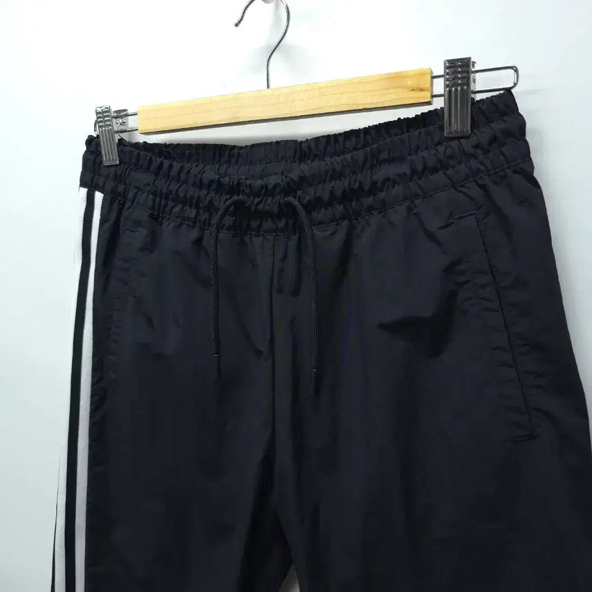 [SOLD OUT] 아디다스 사이드 트레포일 바스락 9부팬츠 (27~29)