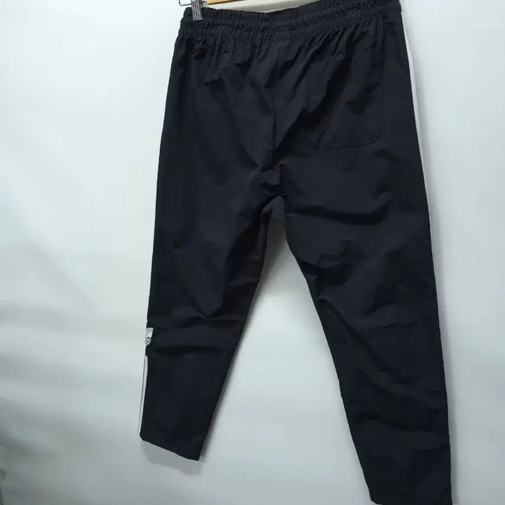 [SOLD OUT] 아디다스 사이드 트레포일 바스락 9부팬츠 (27~29)