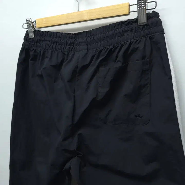 [SOLD OUT] 아디다스 사이드 트레포일 바스락 9부팬츠 (27~29)