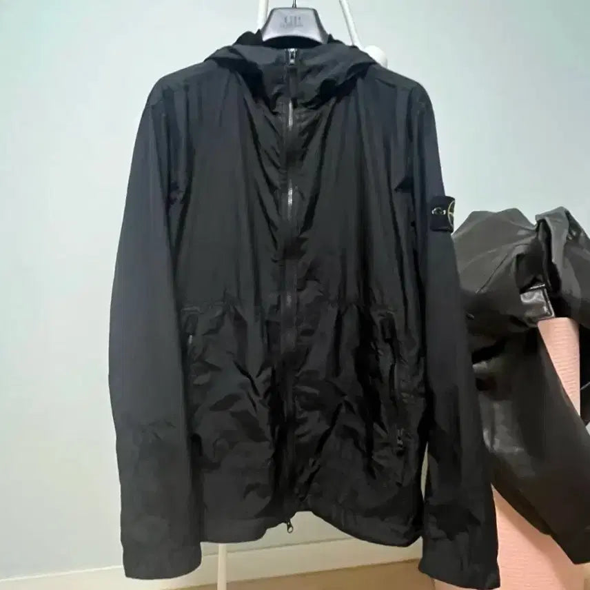 [BUNJANG] Stone Island Crinkle Reps 23 SS Jacket / 스톤아일랜드 크링클랩스 23 ss m