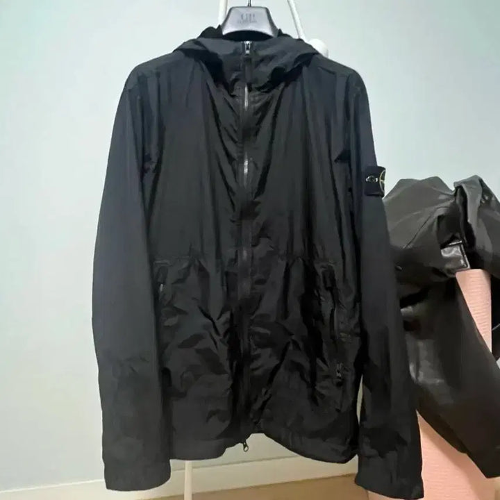 [BUNJANG] Stone Island Crinkle Reps 23 SS Jacket / 스톤아일랜드 크링클랩스 23 ss m