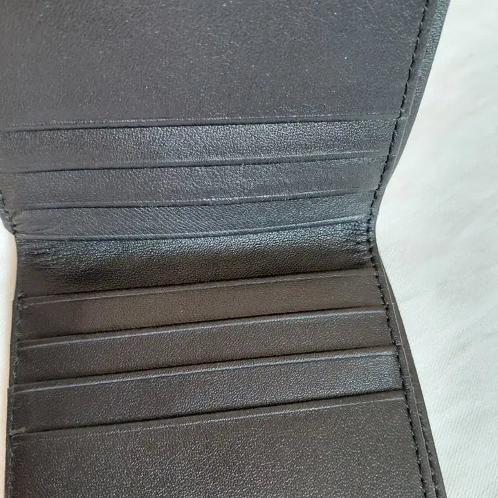 [BUNJANG] The Museum Visitor Silver Wallet / 더 뮤지엄비지터 지갑