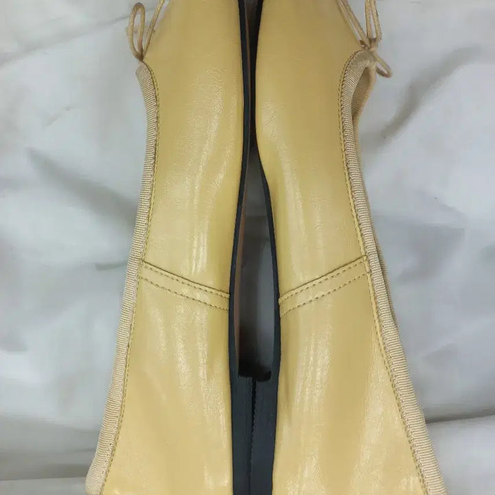 [BUNJANG] The Line Yellow Flat Shoes 245mm / 더라인 옐로우 플랫슈즈 245mm