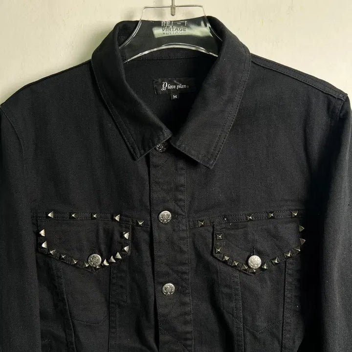 [BUNJANG] Vintage Black Studded Denim Jacket (Size M) / jpn vtg 빈티지 블랙 스터드 데님 자켓 M